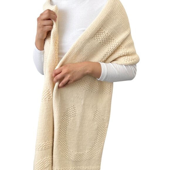 CHANEL Vintage CC Logo Knit Scarf Wrap Accessory Cream Wool Stitch [106358] - Picture 2 of 10